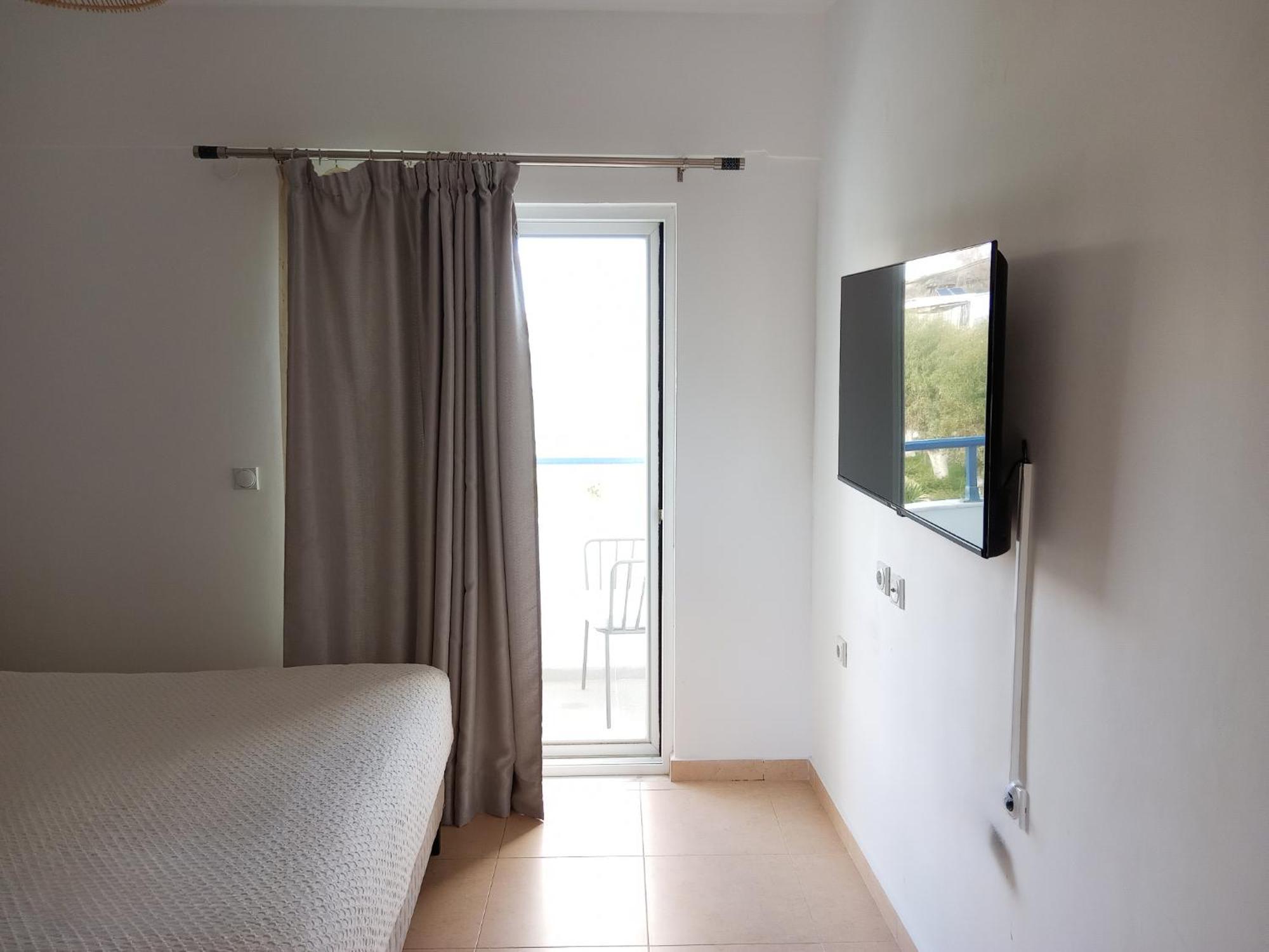 Corafili Holiday Suites คิโอตาริ ภายนอก รูปภาพ