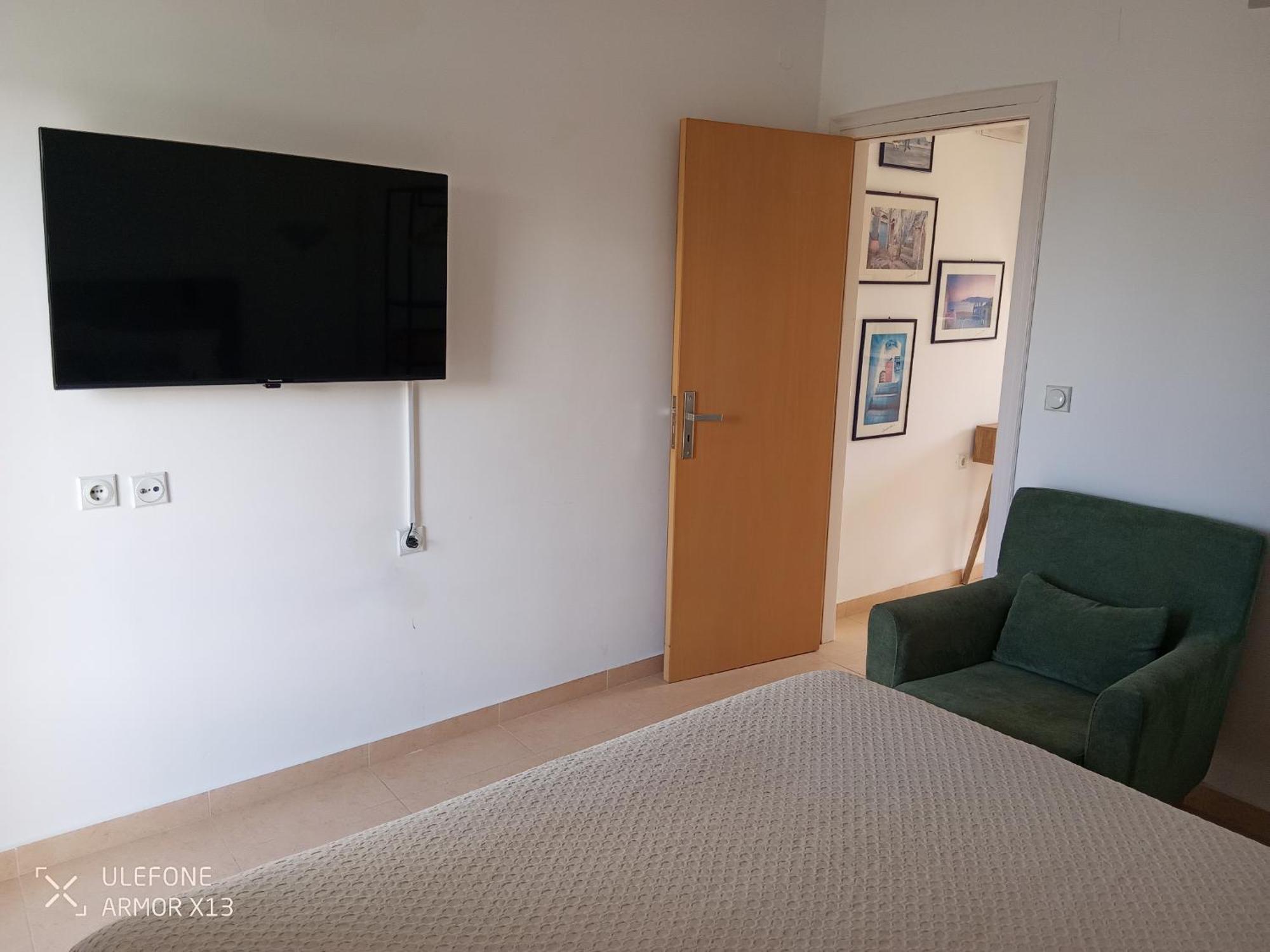 Corafili Holiday Suites คิโอตาริ ภายนอก รูปภาพ