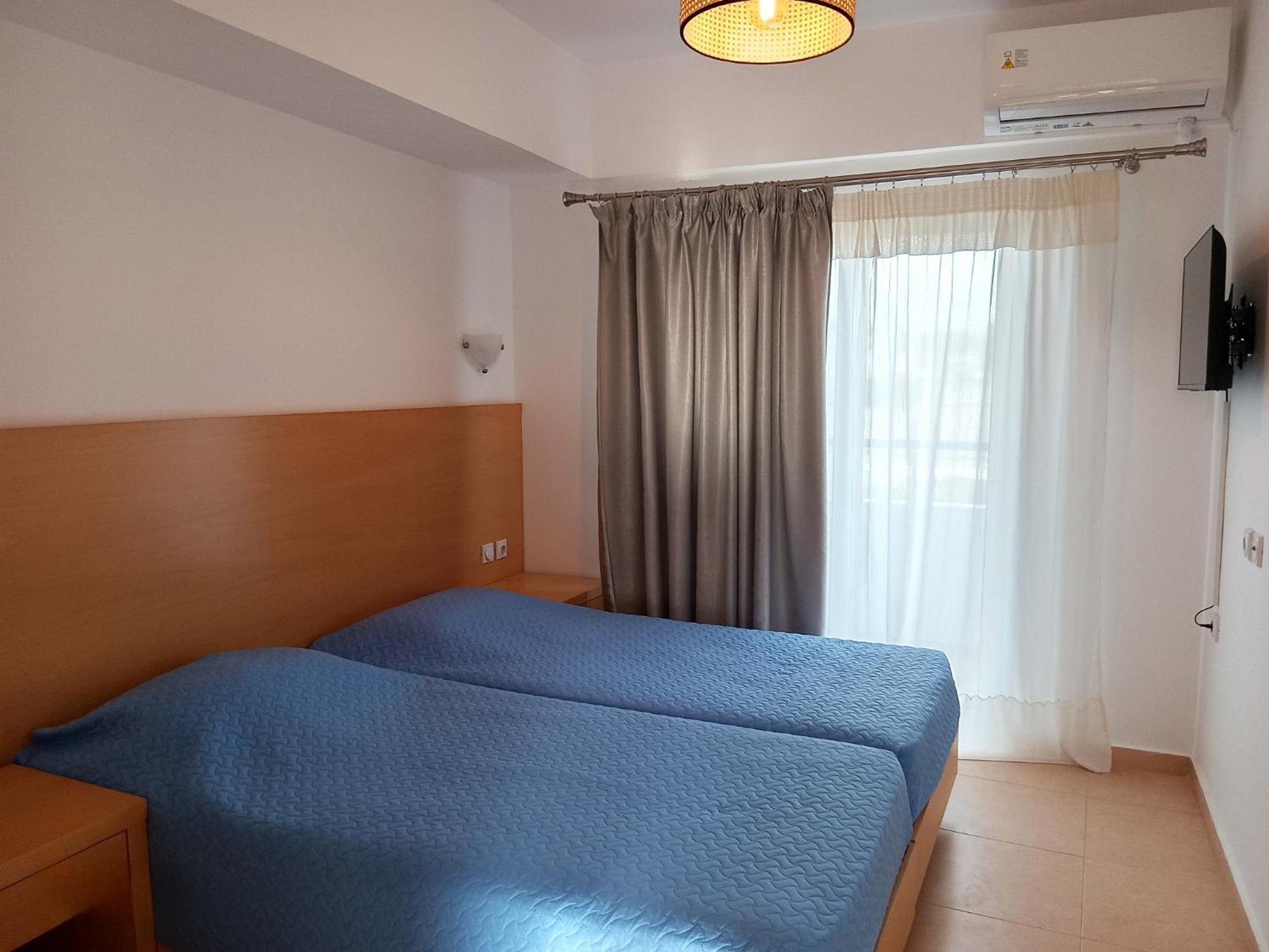 Corafili Holiday Suites คิโอตาริ ภายนอก รูปภาพ