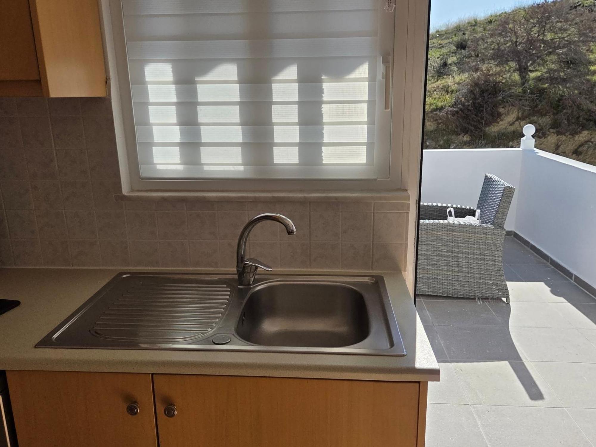 Corafili Holiday Suites คิโอตาริ ภายนอก รูปภาพ