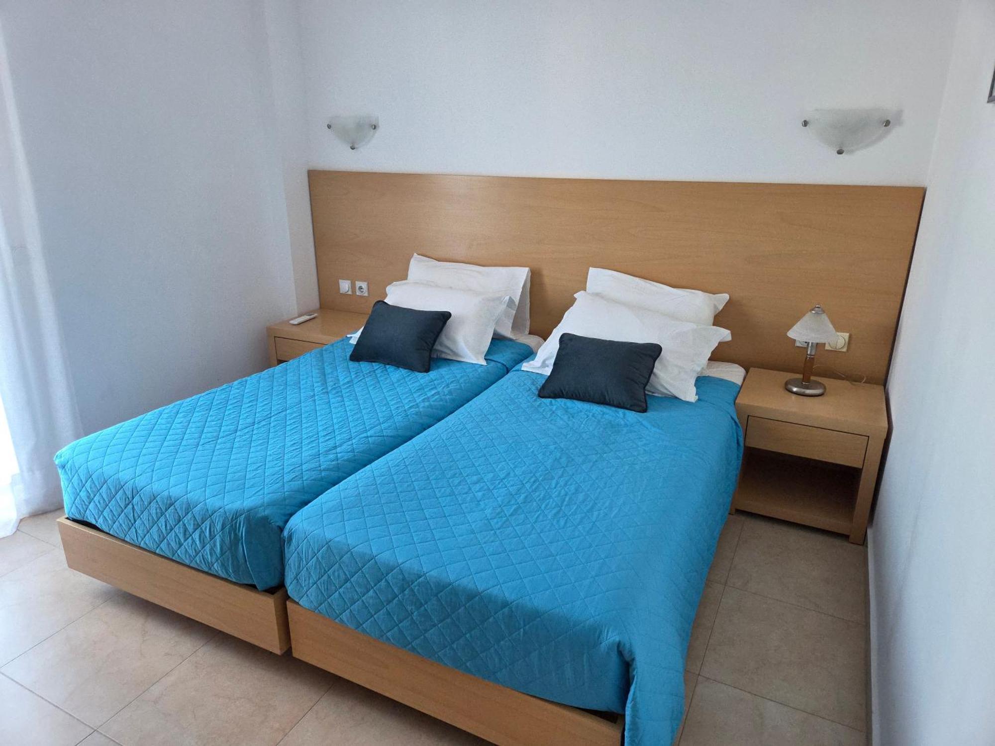 Corafili Holiday Suites คิโอตาริ ภายนอก รูปภาพ