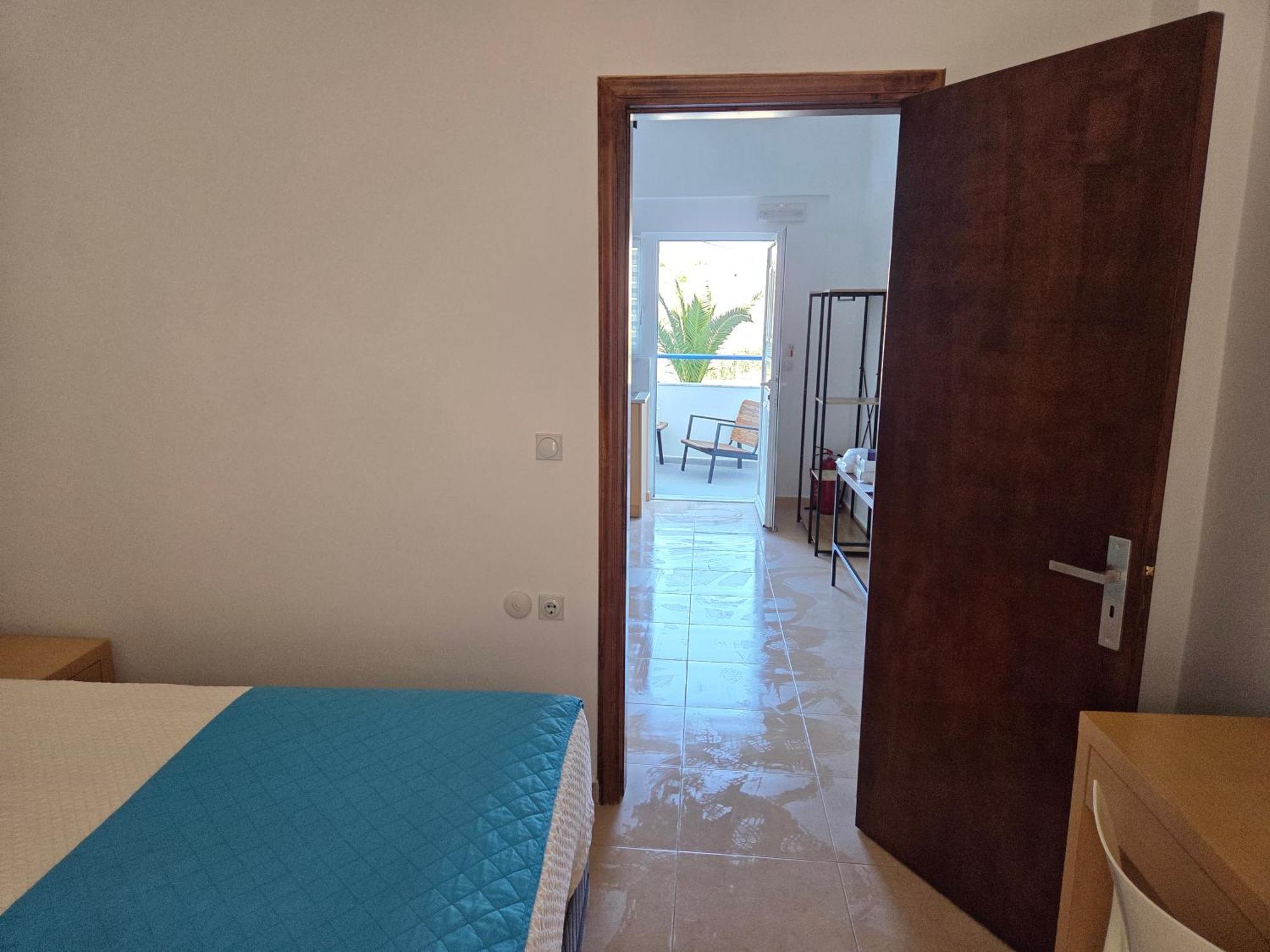 Corafili Holiday Suites คิโอตาริ ภายนอก รูปภาพ