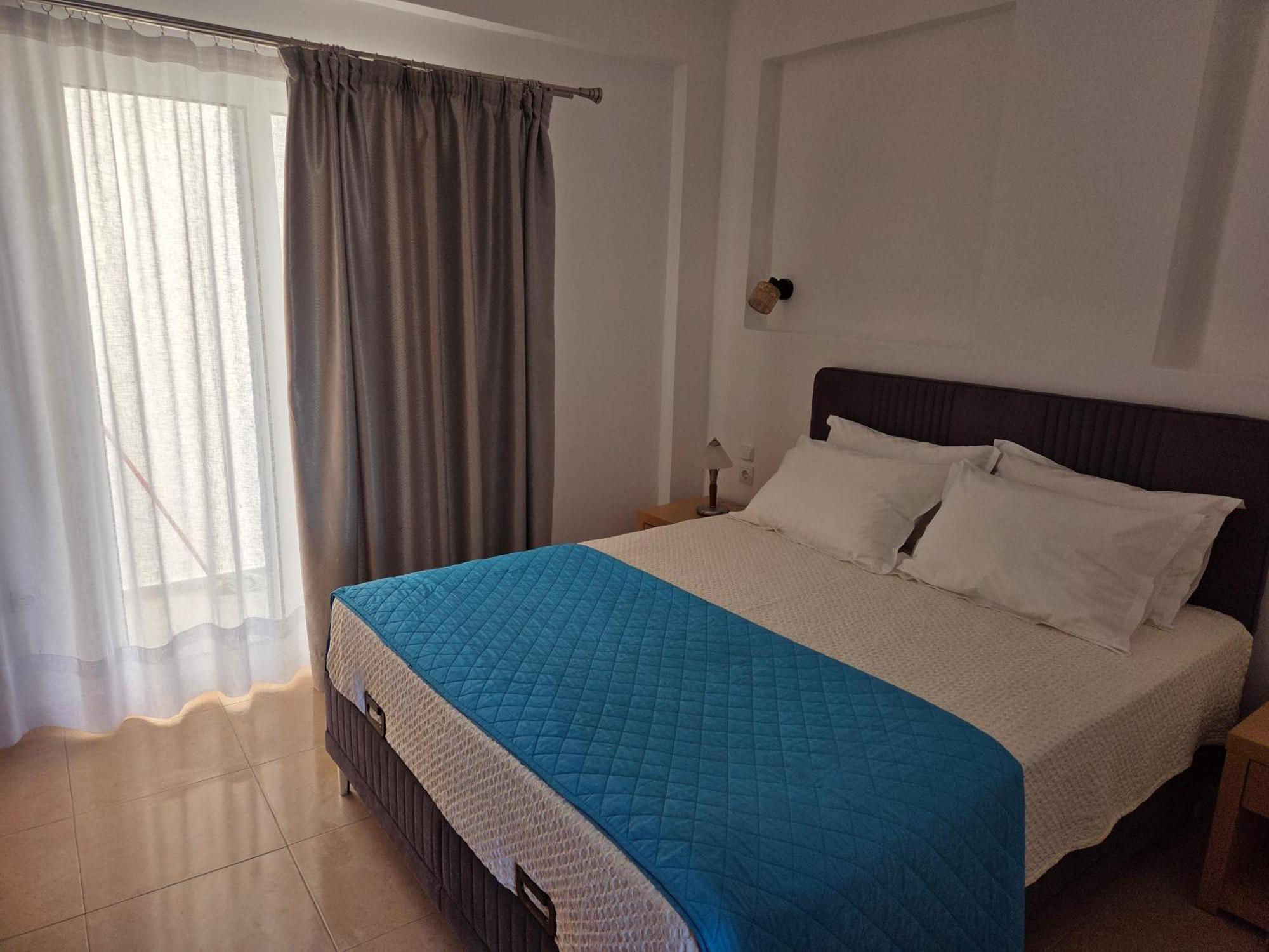 Corafili Holiday Suites คิโอตาริ ภายนอก รูปภาพ